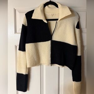 Colorblock Zip-Up Black / Cream Crop Sweater